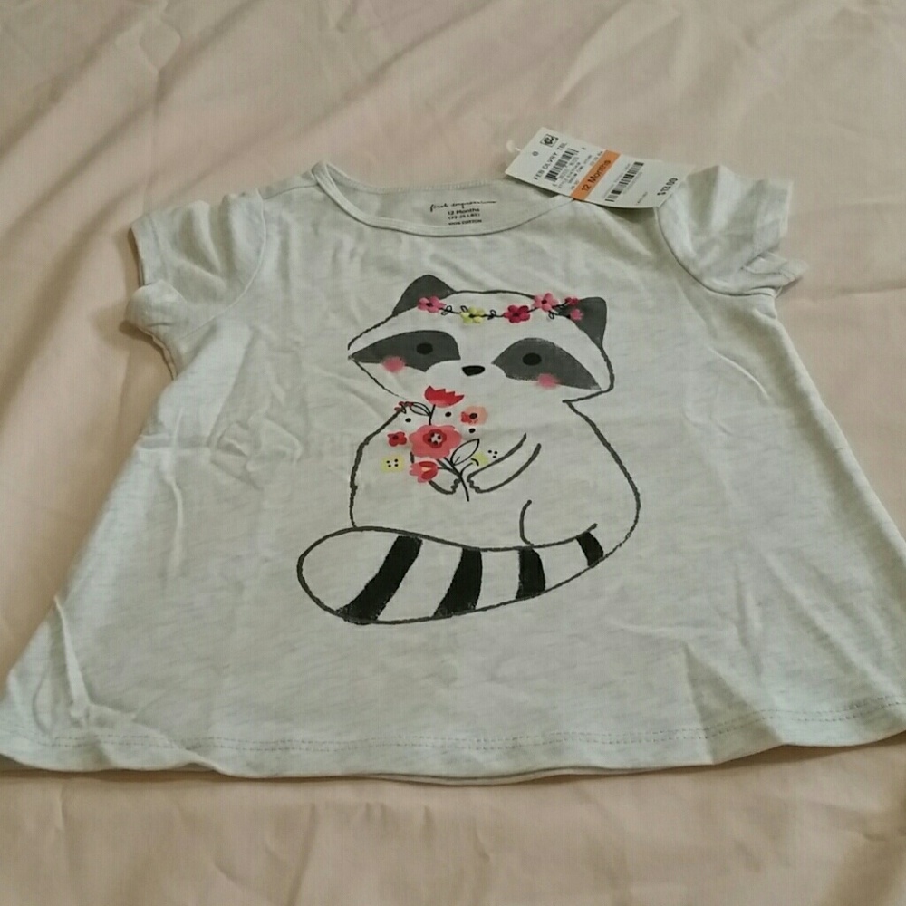 NWT. Baby girl's tee size 12 months (raccoon)
